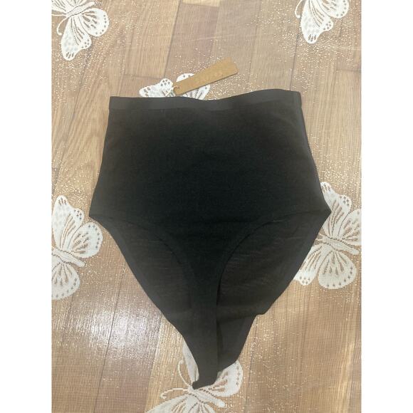 SKIMS Size Medium Power Mesh High Waisted Thong Panty Shapewear ONYX Black - Picture 4 of 6